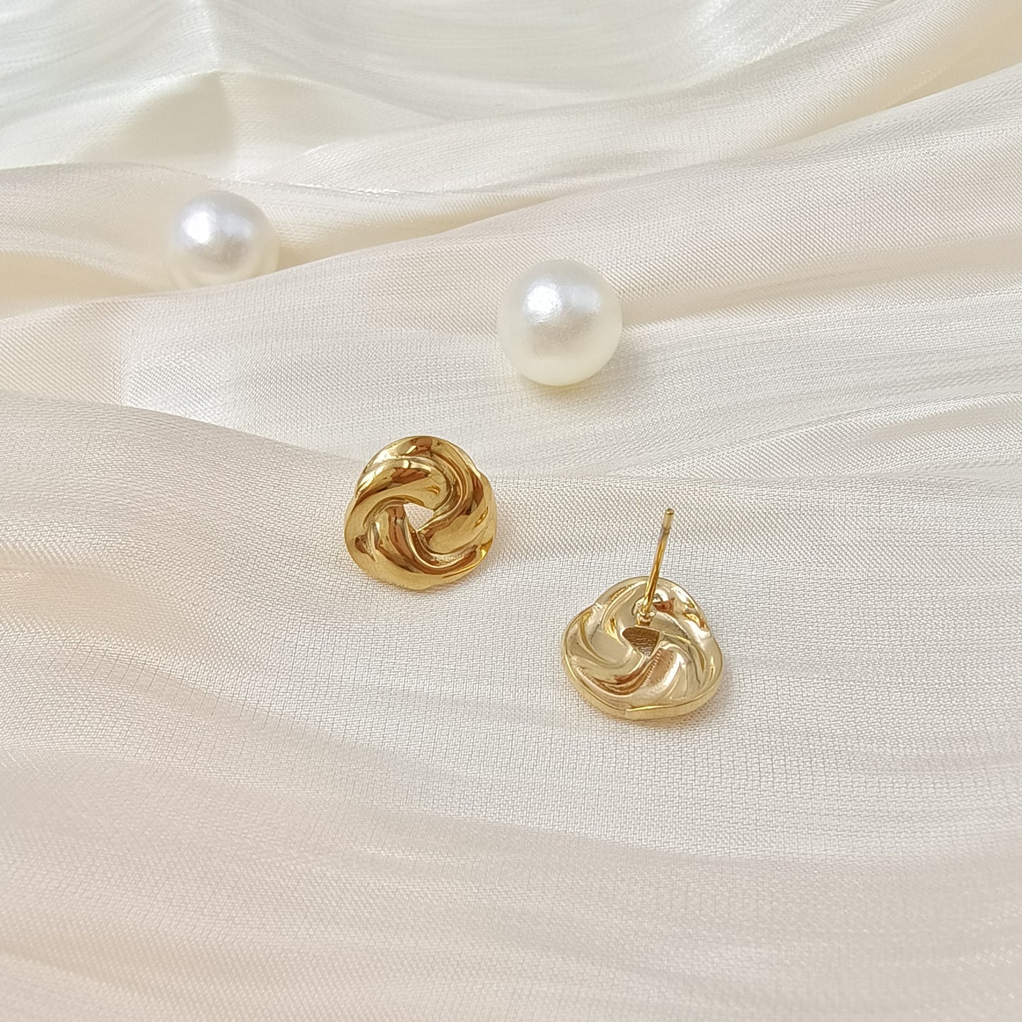 Boucles d’oreilles Nœud Doré