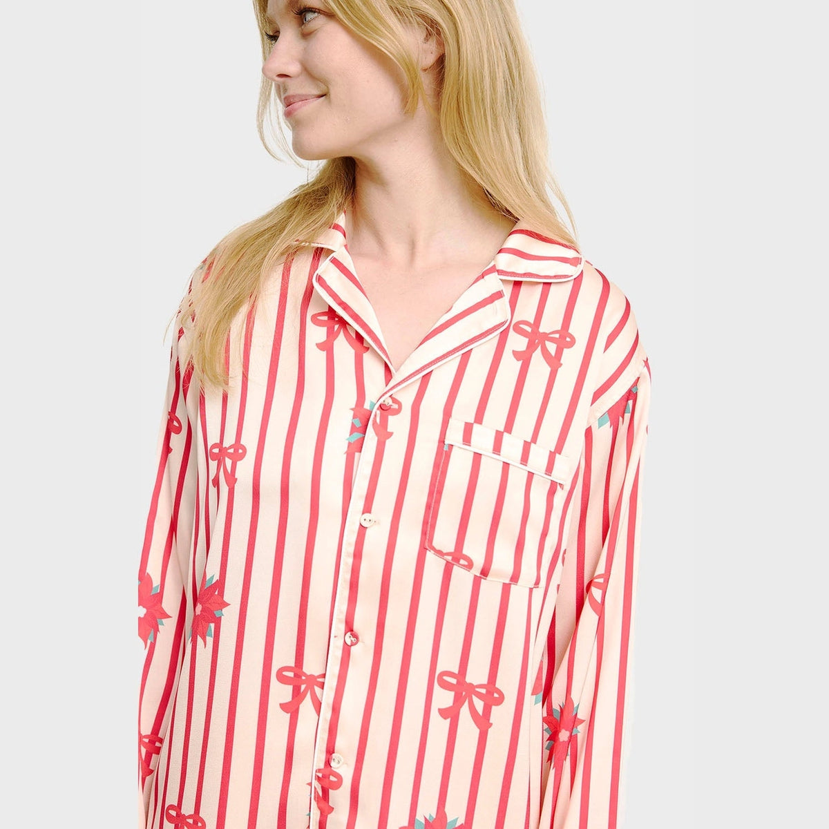 Pyjama satiné rayé rouge et blanc motifs nœuds et poinsettias, pyjama de Noël assorti couple mixte coupe ample