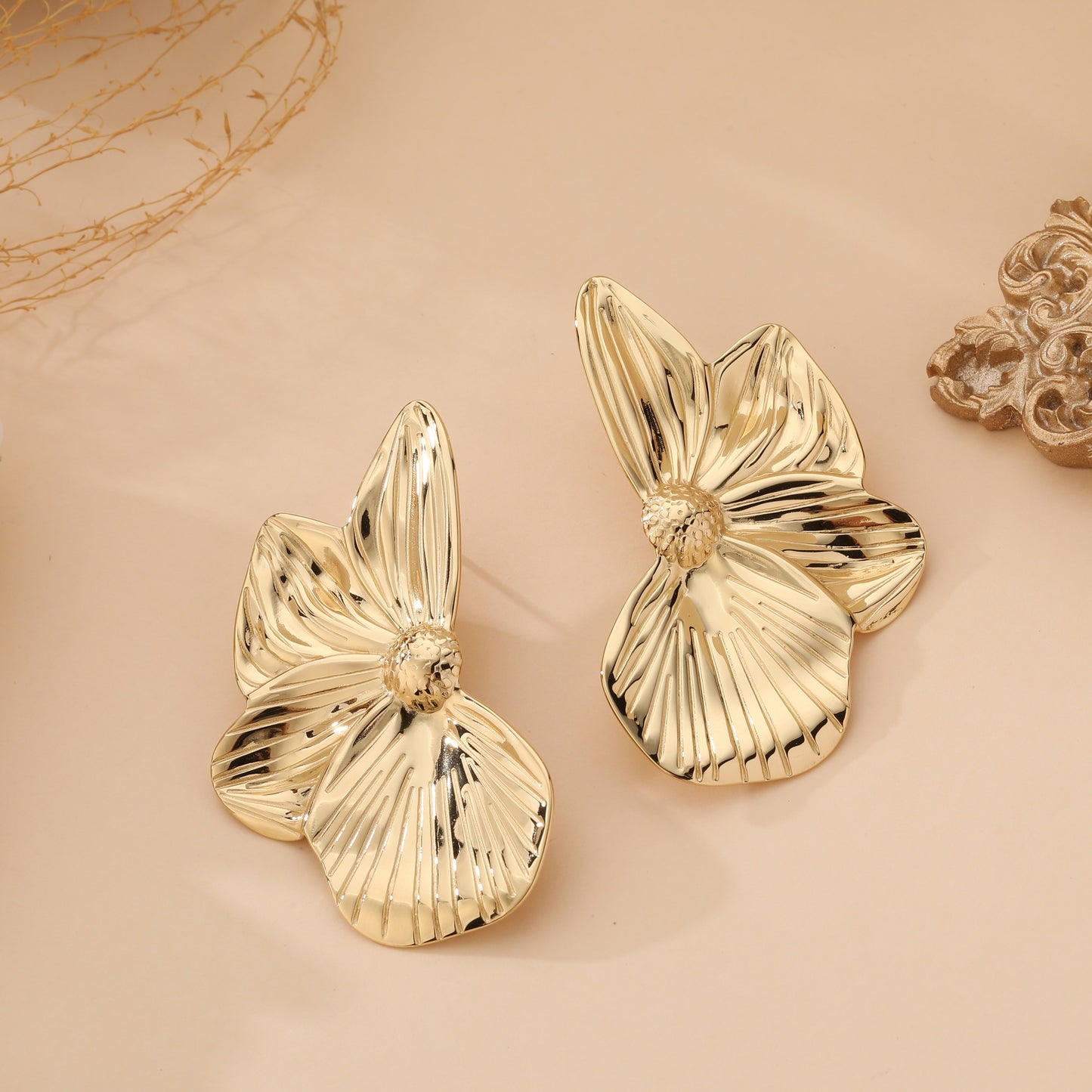 Boucles d’oreilles Fleur Sculptée