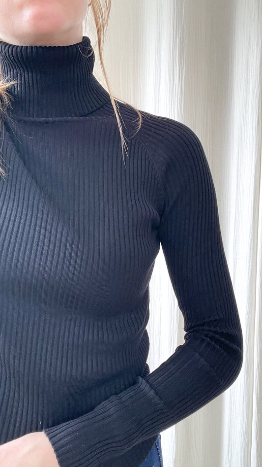 Pull basique - Col roulé côtelé