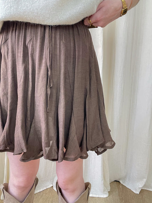 Jupe patineuse marron taupe fluide en lin femme avec taille élastique à nouer style bohème chic