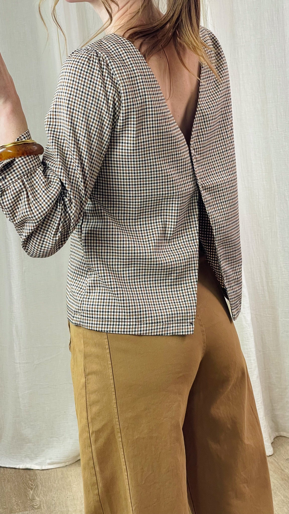 Blouse Prince – Carreaux prince de galles à dos ouvert