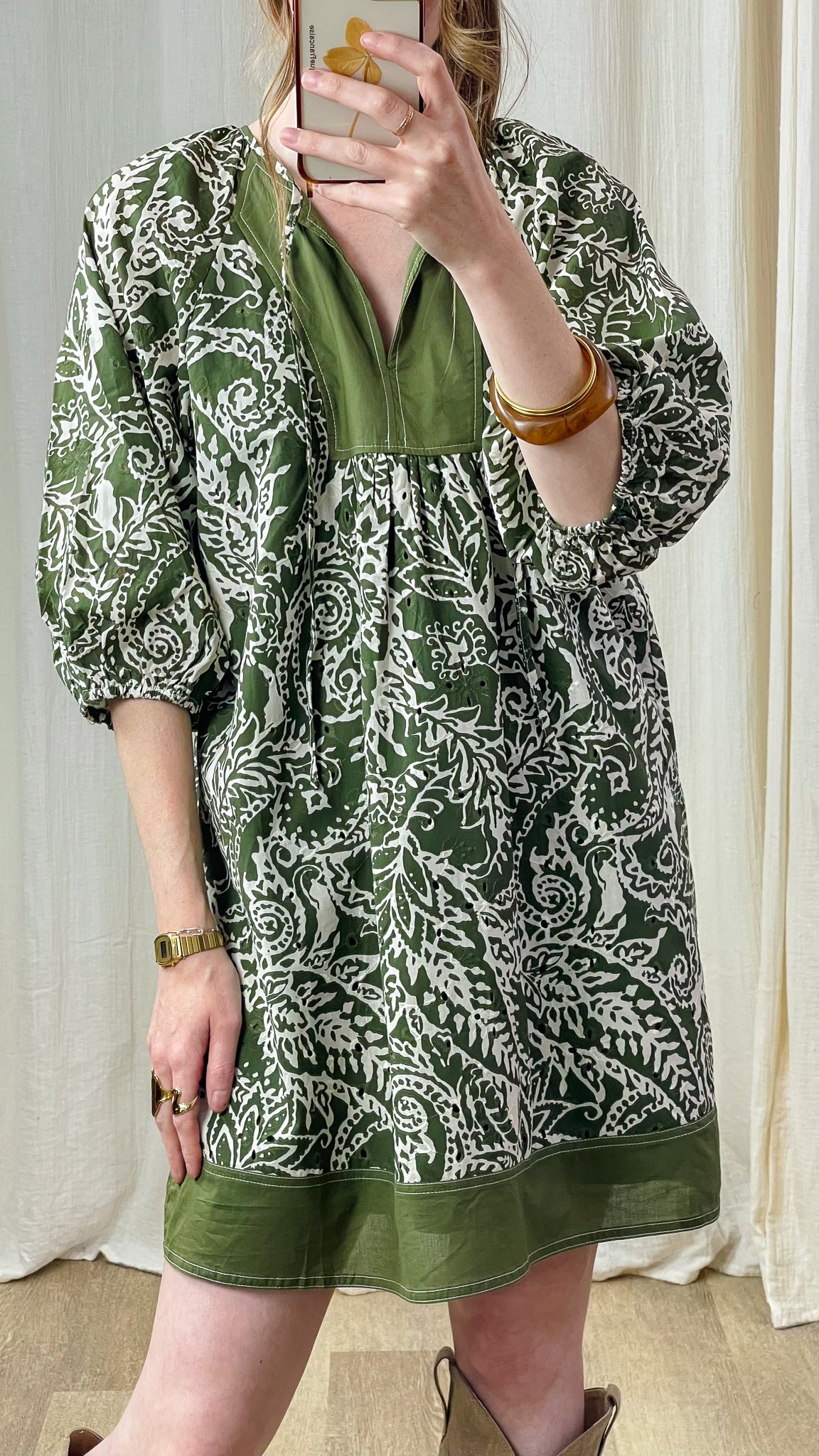 Robe Danaé – Robe courte imprimé vert et écru
