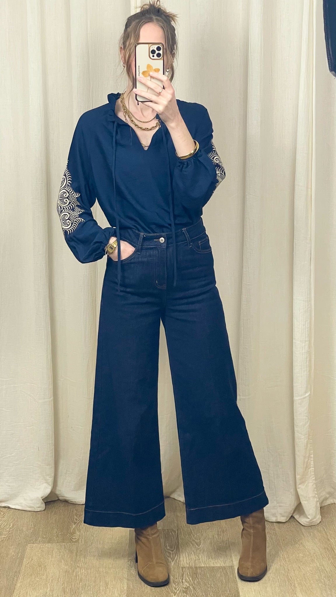 Blouse Charlie – Blouse fluide bleu marine brodée