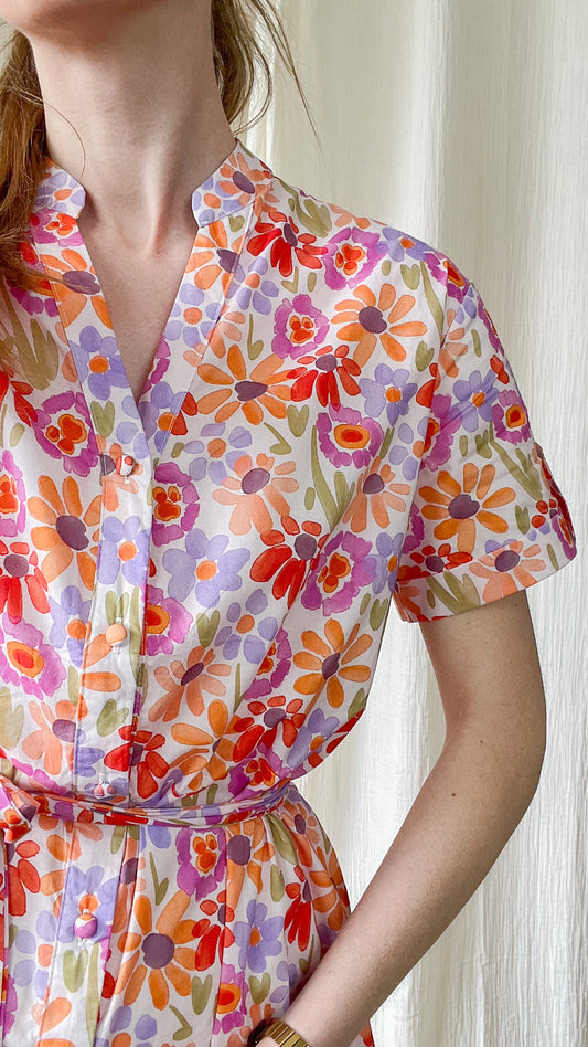 Robe Mel – Robe chemise midi imprimé floral coloré ceinturée