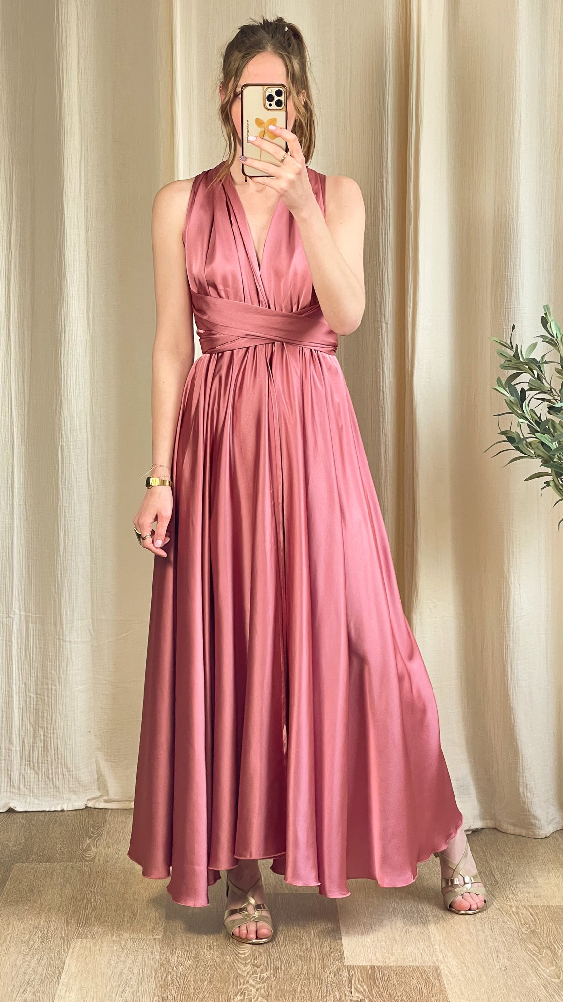 Robe Mia - Robe longue satinée multipositions