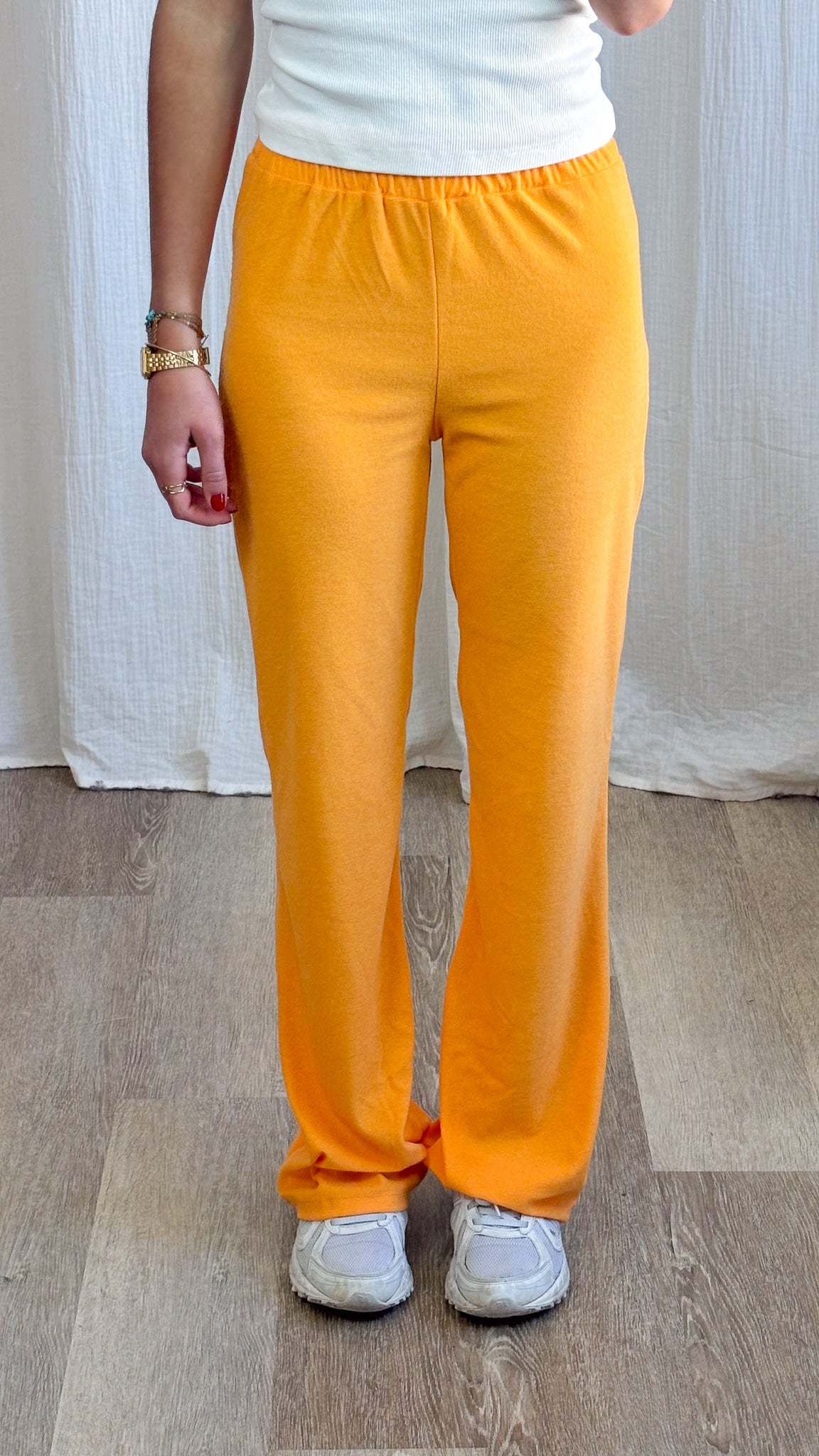 Pantalon Peach – Pantalon évasé en éponge orange vif taille élastiquée