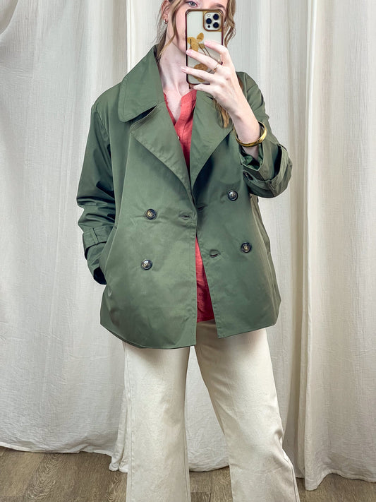 Trench court Jill vert kaki double boutonnage coupe oversize femme style vintage printemps