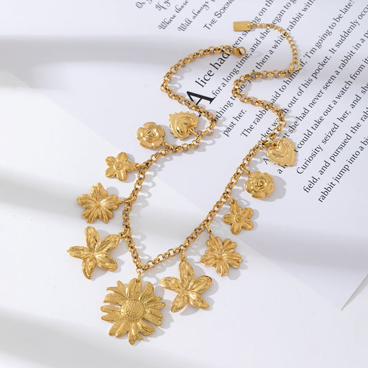 Collier fleurs