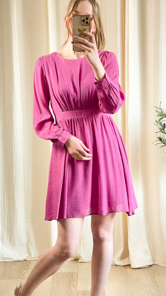Robe Plumba – Robe courte fuchsia à manches longues
