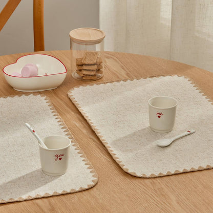 Coffret 2 tasses espresso blanches inscription you et me avec cœur rouge style romantique Saint-Valentin