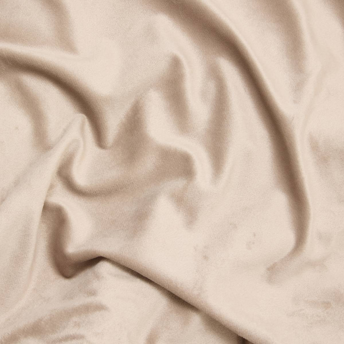 Plaid Duvia beige crème doux en tissu velours moelleux 120x150cm pour décoration intérieure cocooning salon chambre