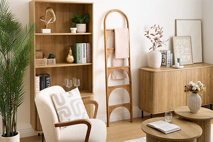 Échelle décorative Salomé en bois naturel 173 cm avec étagères arrondies style bohème pour rangement salon