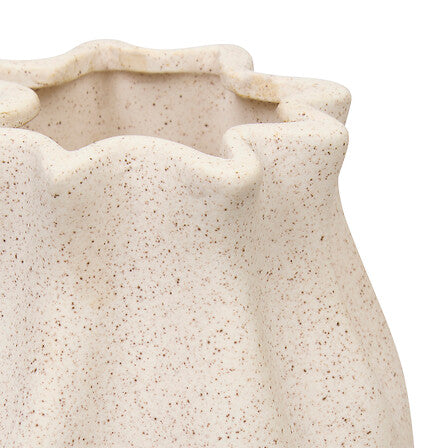 Vase céramique grège moucheté bord ondulé style bohème scandinave décoration intérieure