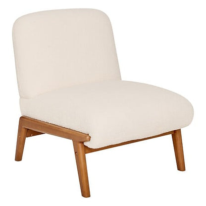 Fauteuil bouclette ivoire Liora avec pieds en bois naturel style scandinave pour décoration salon cosy