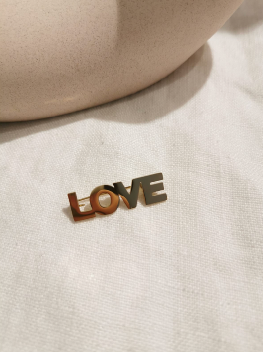 BROCHE LOVE