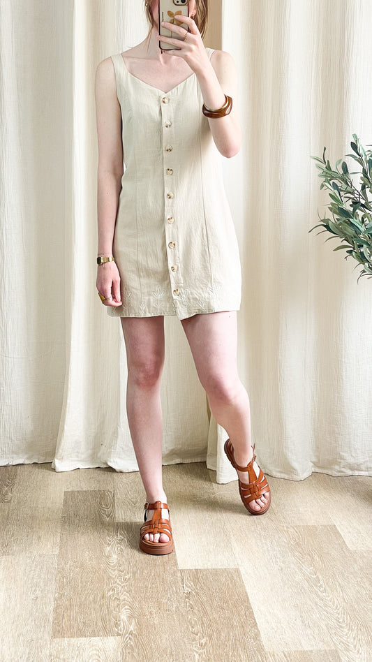 Robe Armel – Robe courte beige en coton boutonnée