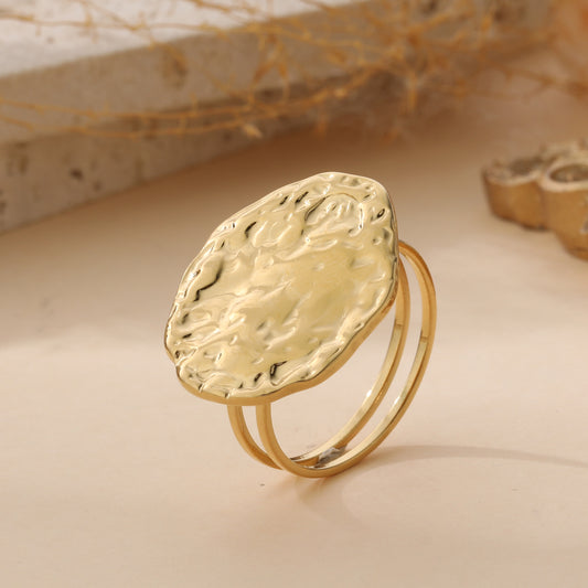 Bague dorée martelée ovale