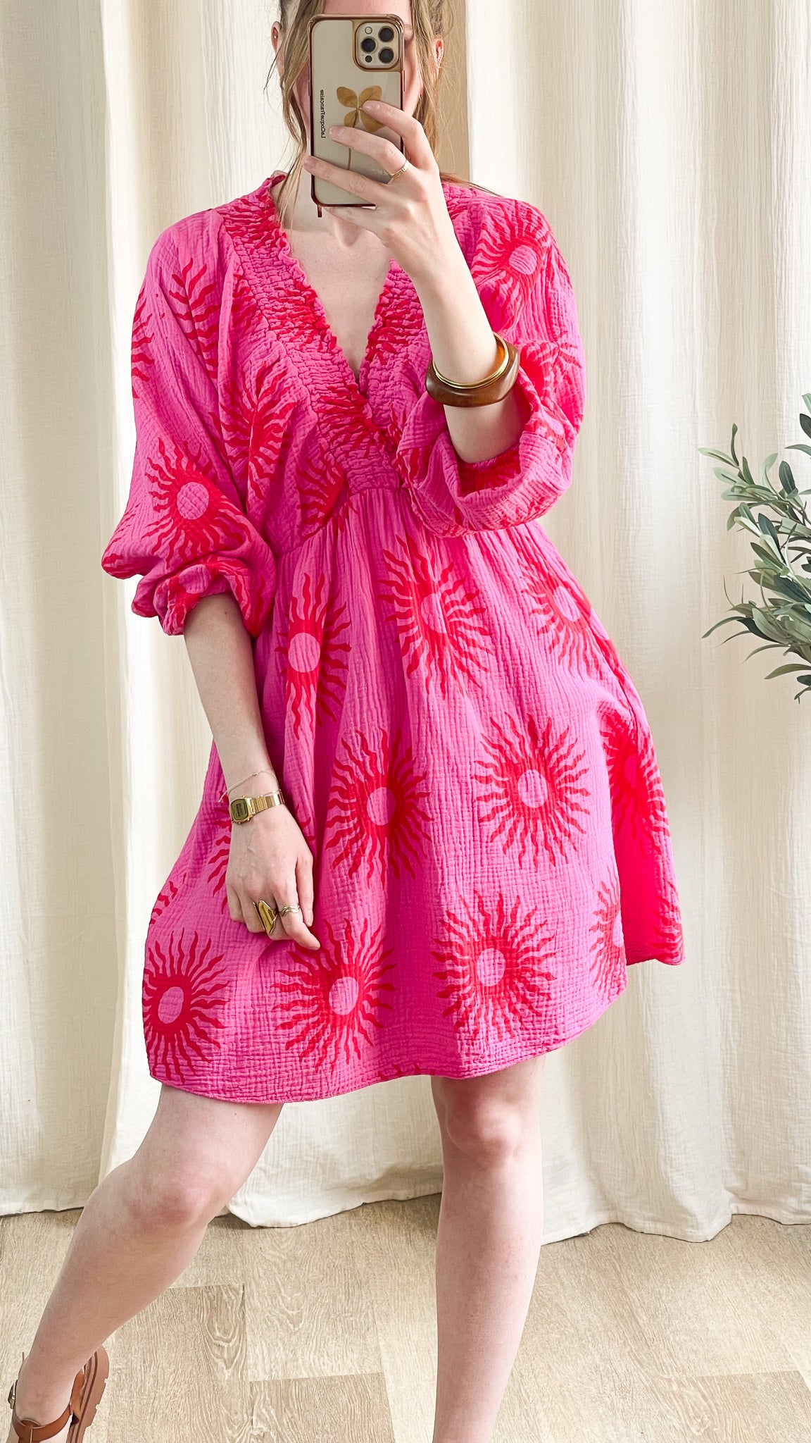 Robe Sony – Robe courte en gaze de coton rose imprimé soleil