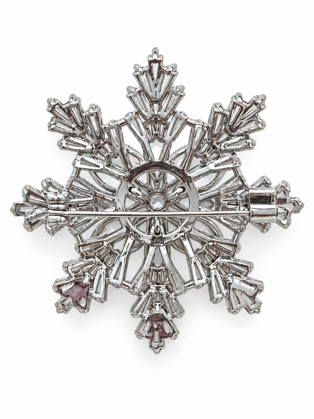 Broche flocon de neige en métal argenté et strass brillants, accessoire bijou fantaisie hiver femme