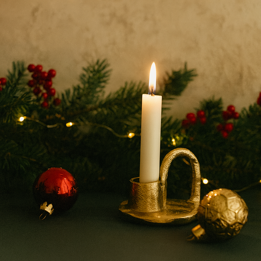 Bougeoir doré d'antan