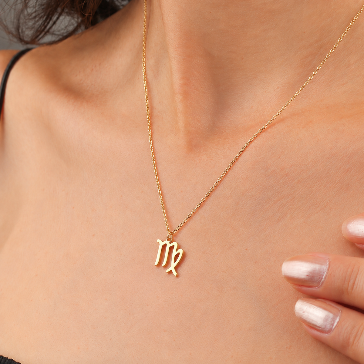 Collier pendentif signe astrologique Vierge doré chaîne fine femme bijou zodiac tendance