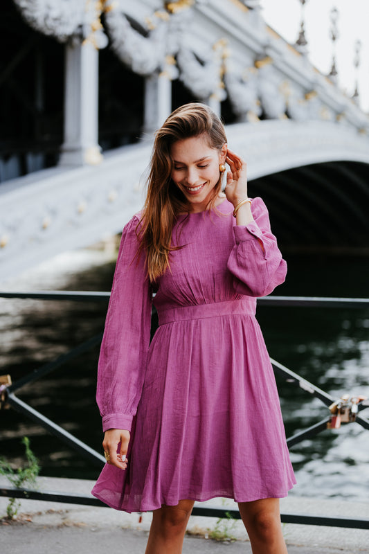 Robe Plumba – Robe courte fuchsia à manches longues