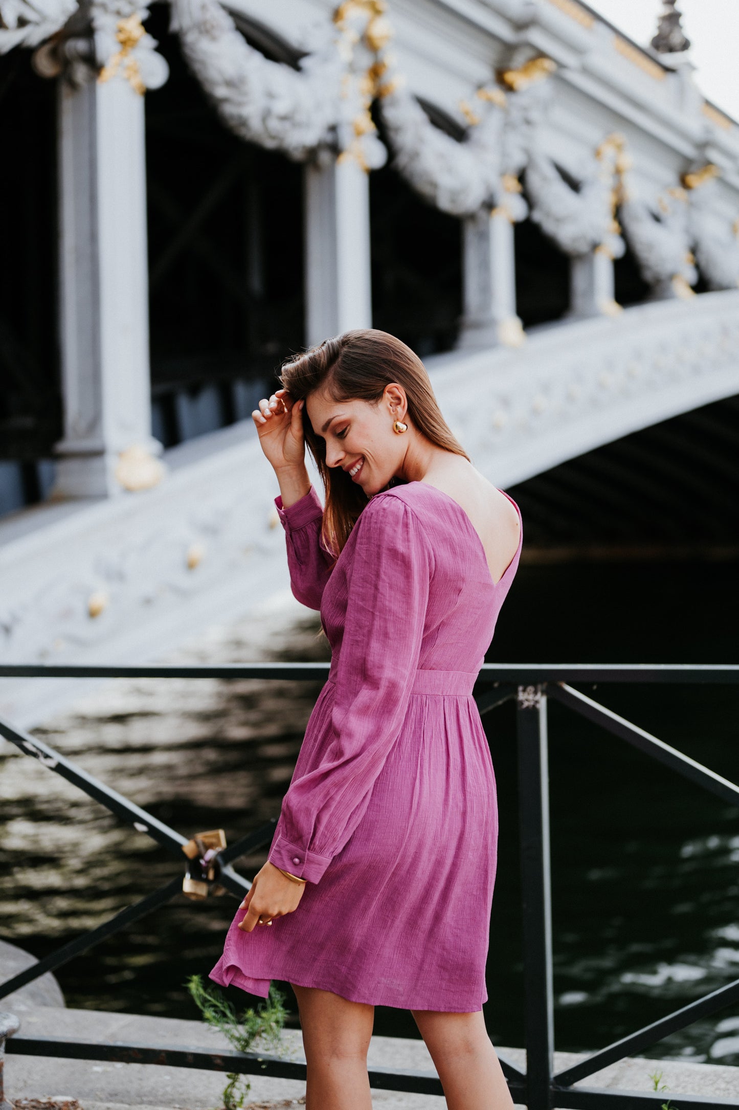 Robe Plumba – Robe courte fuchsia à manches longues
