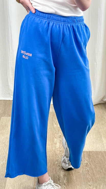 Jogging large bleu roi taille élastique Bien-Être Club coupe ample confortable femme