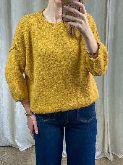 Pull jaune moutarde en baby alpaga femme, coupe ample manches 3/4, maille douce et chaude style cocooning