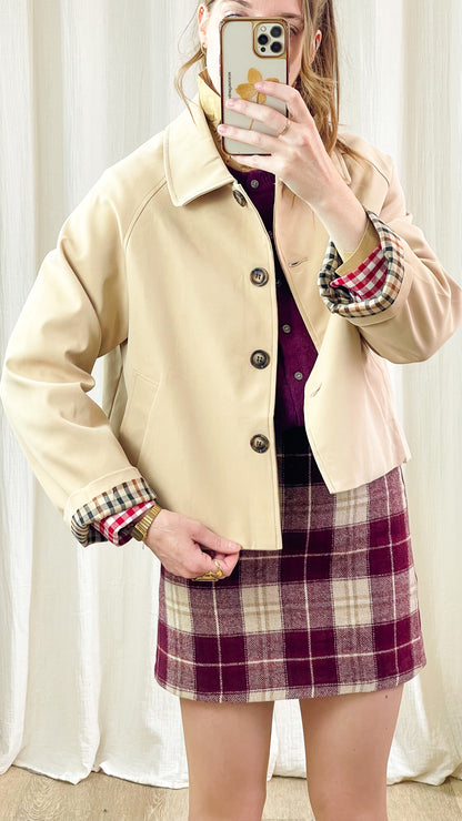 Trench Honorée – Veste courte beige à doublure imprimée