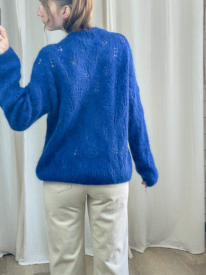 Pull ajouré bleu roi en mohair motif feuilles femme, coupe oversize manches longues style vintage