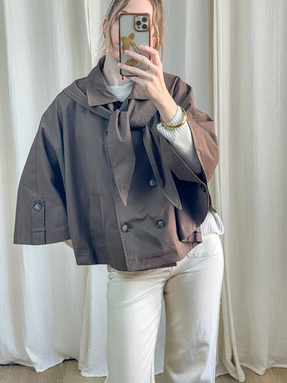 Trench court marron col foulard femme coupe oversize manches 3/4 style minimaliste chic
