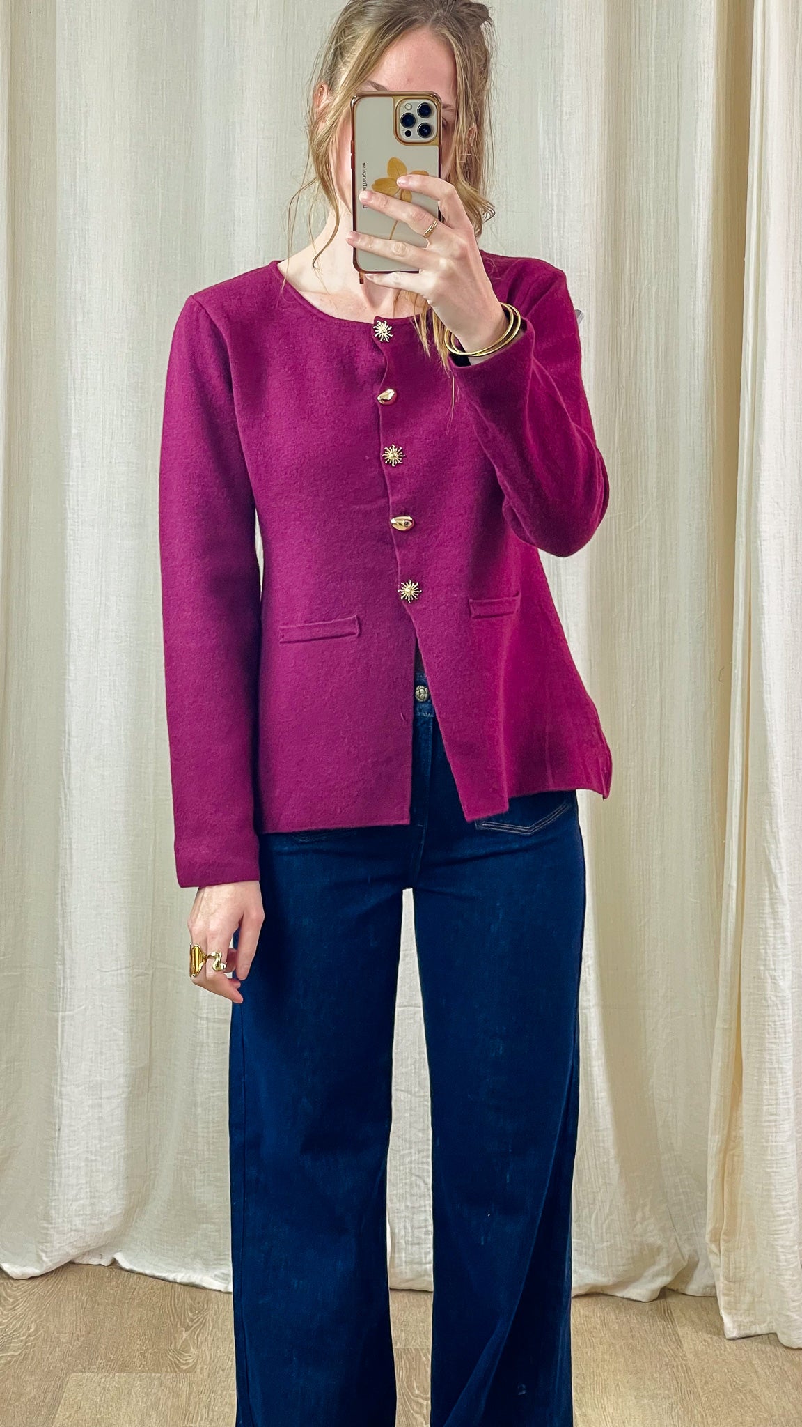 Gilet Aliya – Gilet boutonné à boutons bijoux