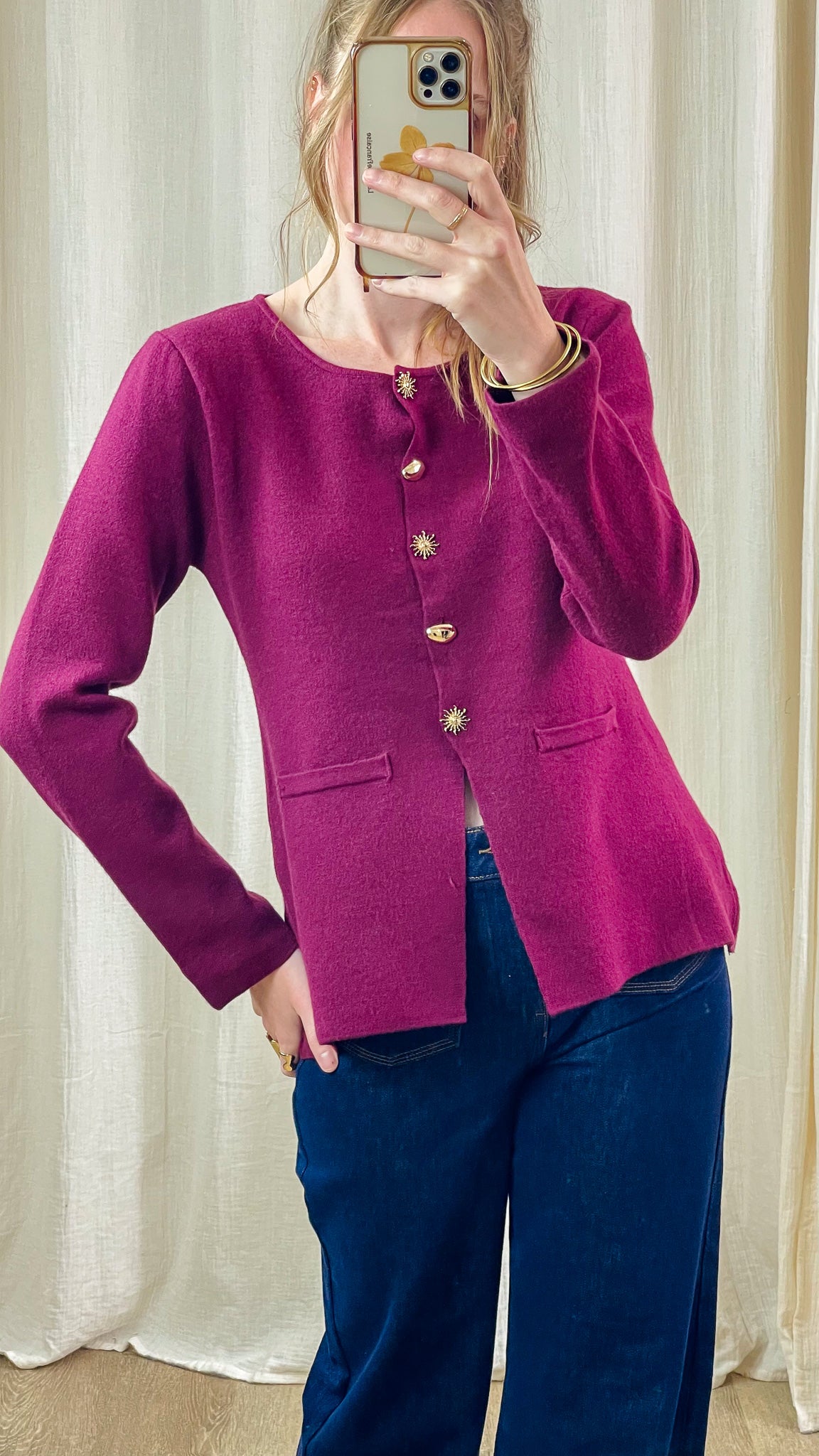 Gilet Aliya – Gilet boutonné à boutons bijoux