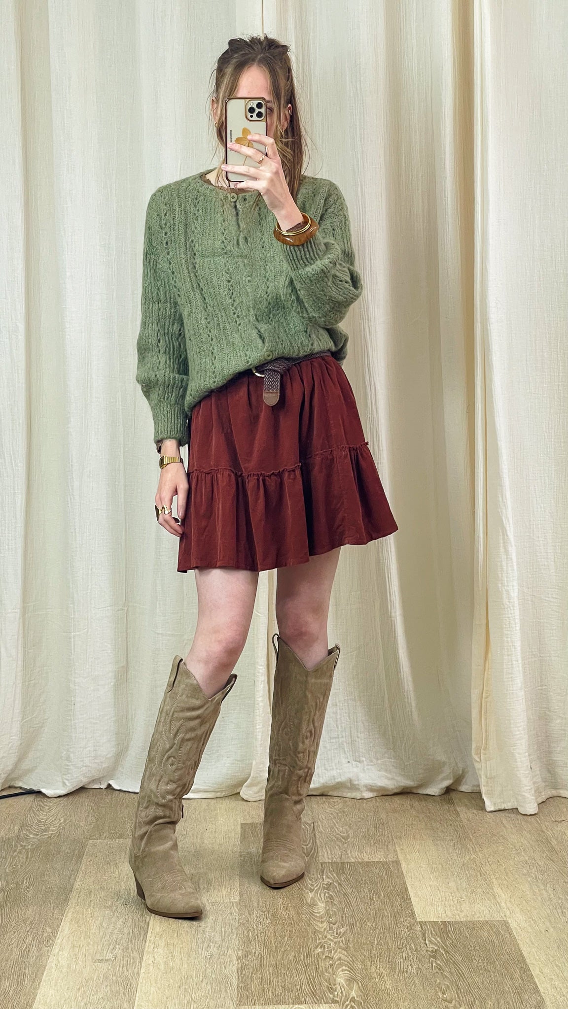 Jupe Sarah – Jupe courte à volants en velours côtelé