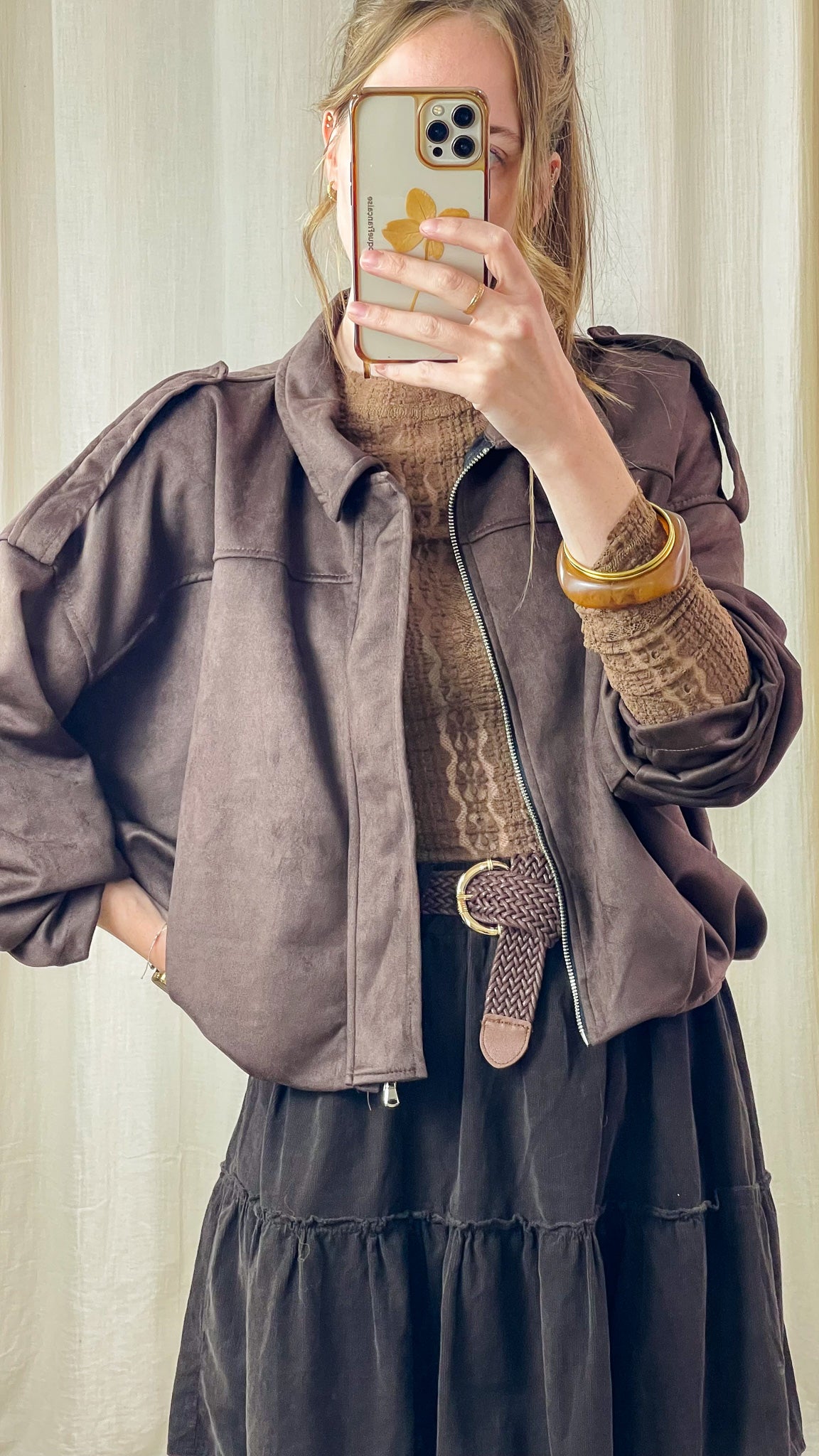 Bomber Lilith – Veste effet daim et coupe oversize ballon