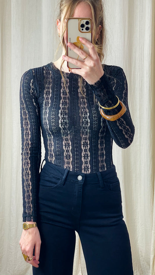 Top Gaétane – Top en dentelle col rond