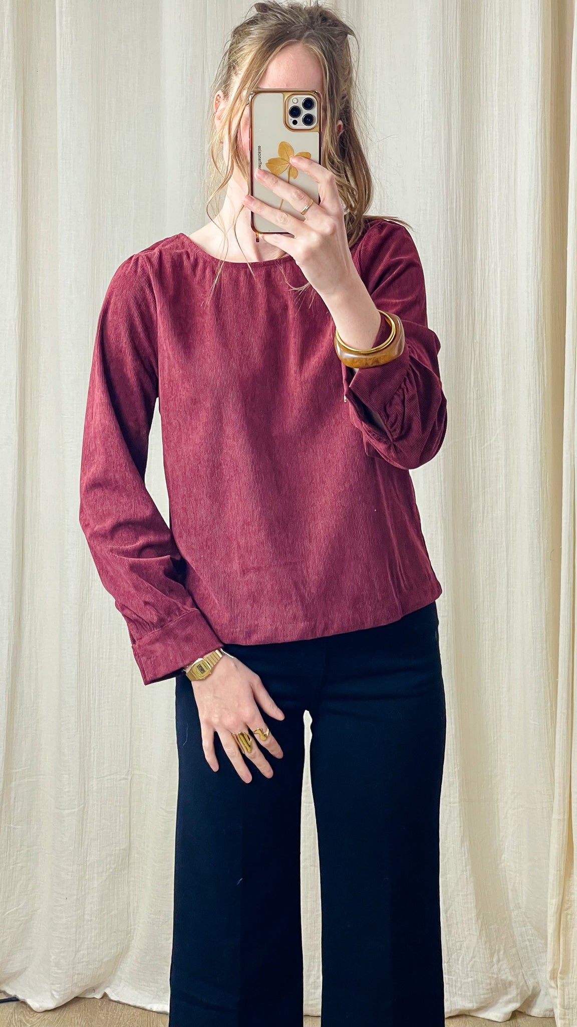 Blouse Angie – Blouse en velours côtelé à dos boutonné
