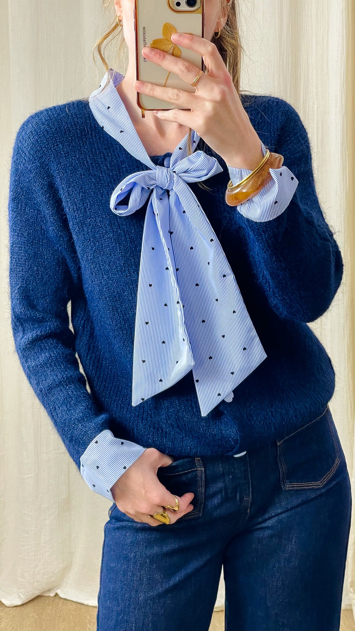 Pull Virginie – Pull bleu marine doux et élégant