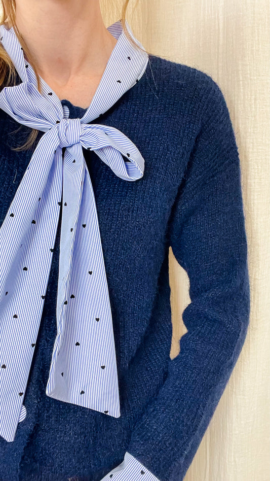 Pull Virginie – Pull bleu marine doux et élégant