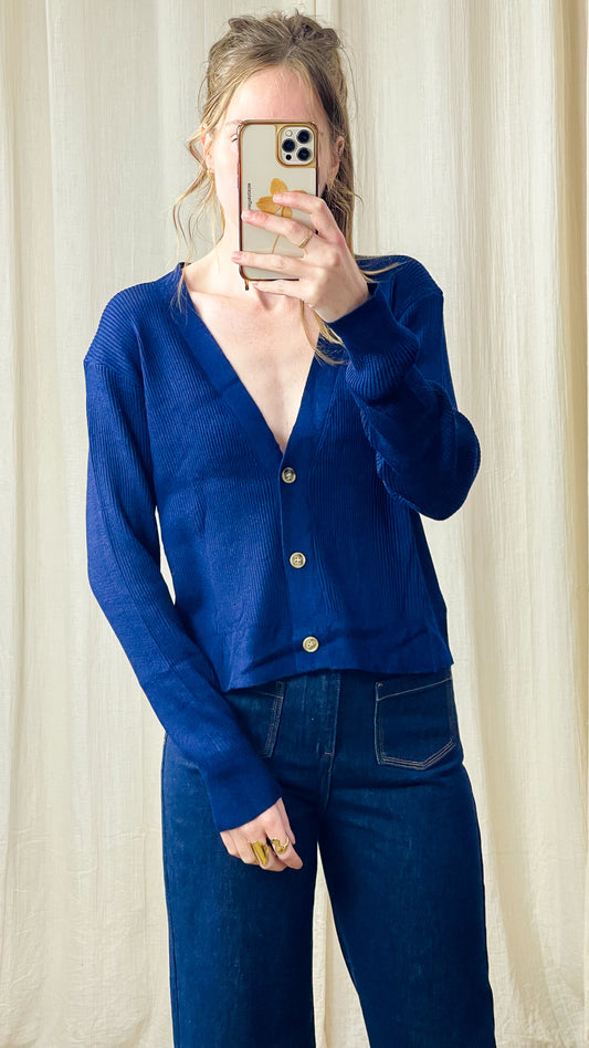 Gilet Bachira – Gilet bleu marine boutonné