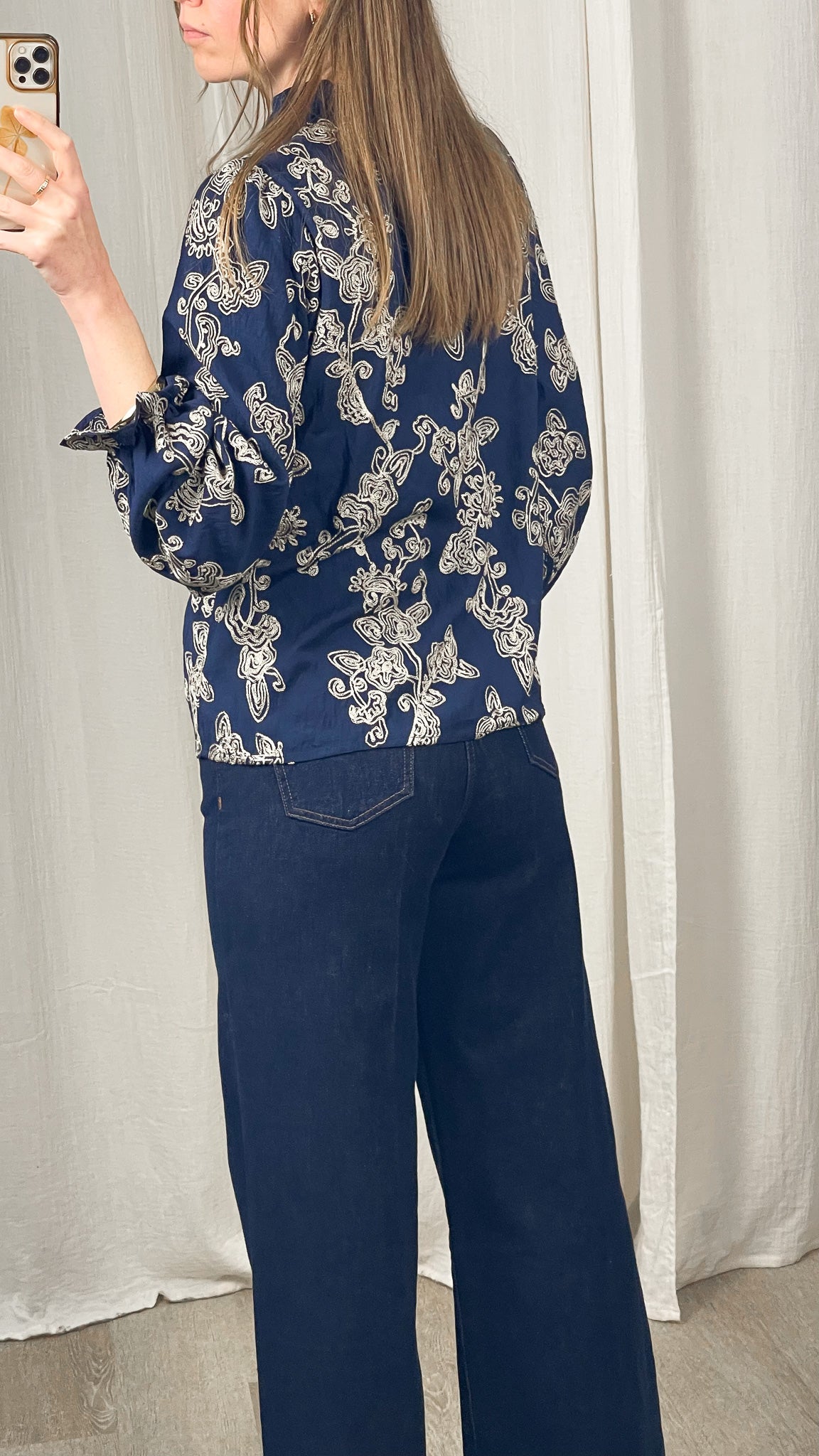 Blouse Lina - Blouse avec broderie et froufrou