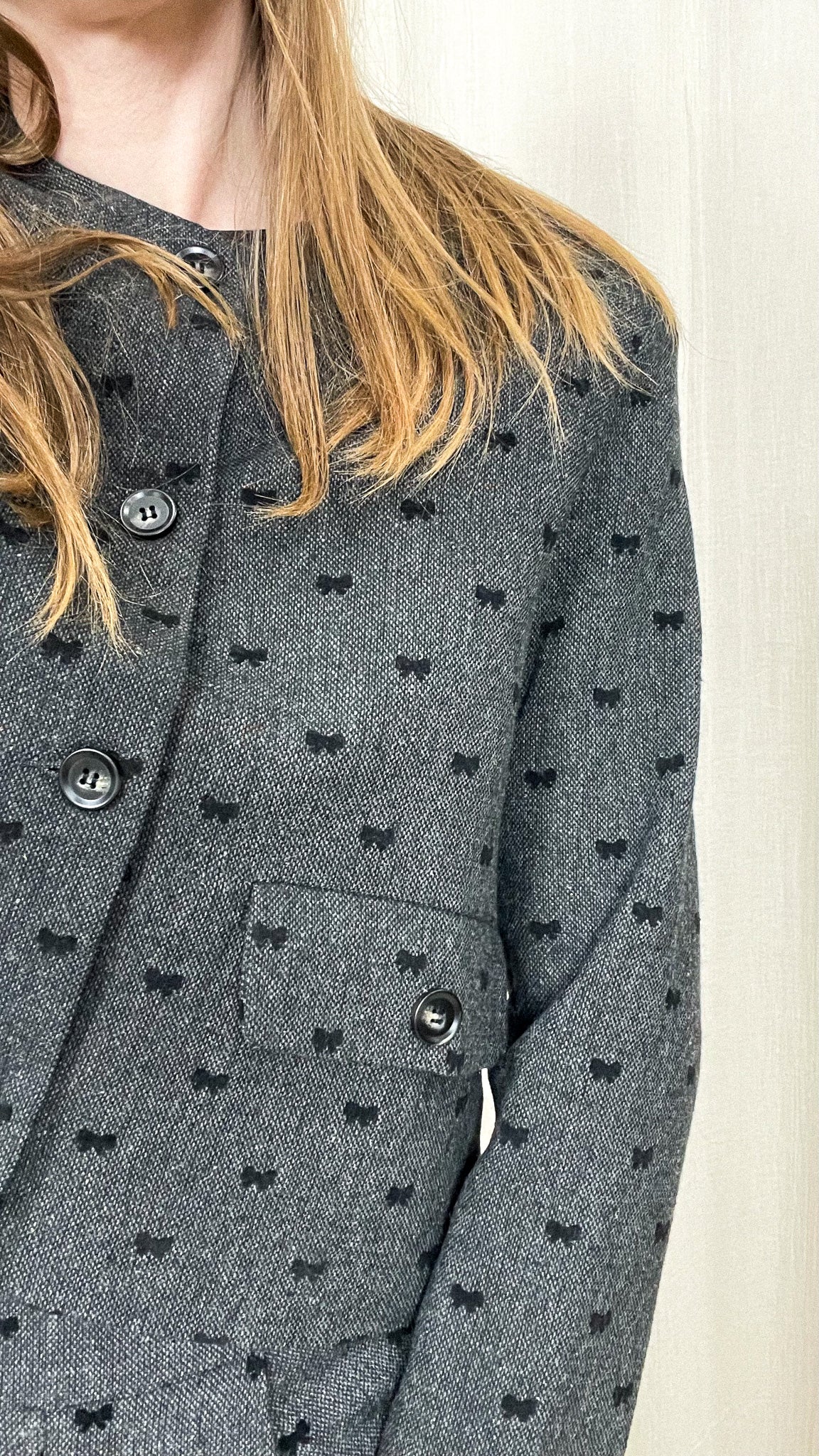 Veste Lou – Veste courte texturée à motif jacquard