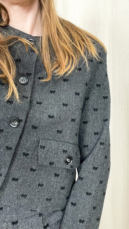 Veste Lou – Veste courte texturée à motif jacquard