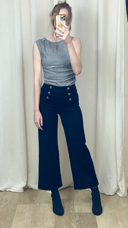 Top Jade – Top fluide pailleté sans manches