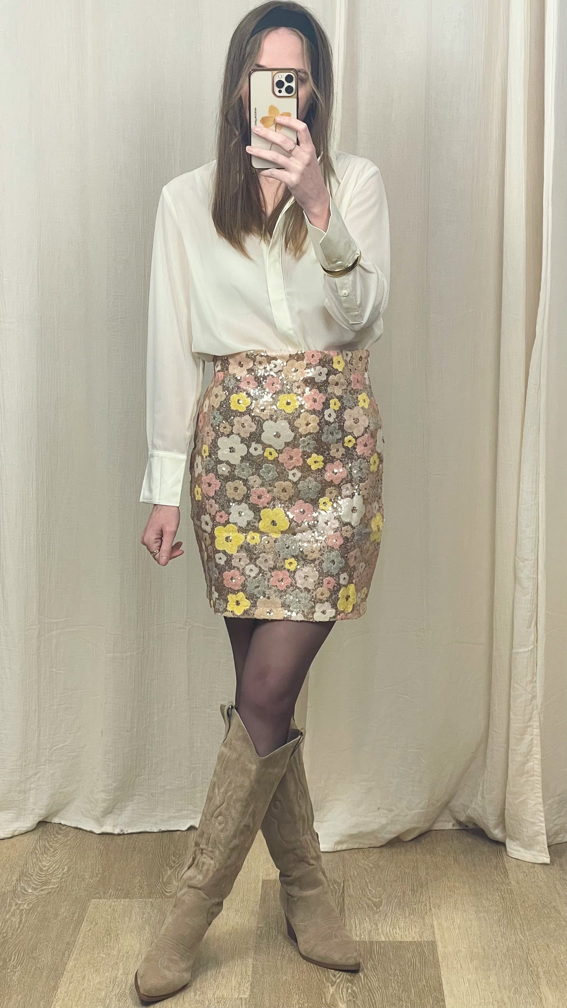 Jupe Rose – Jupe courte à sequins fleuris