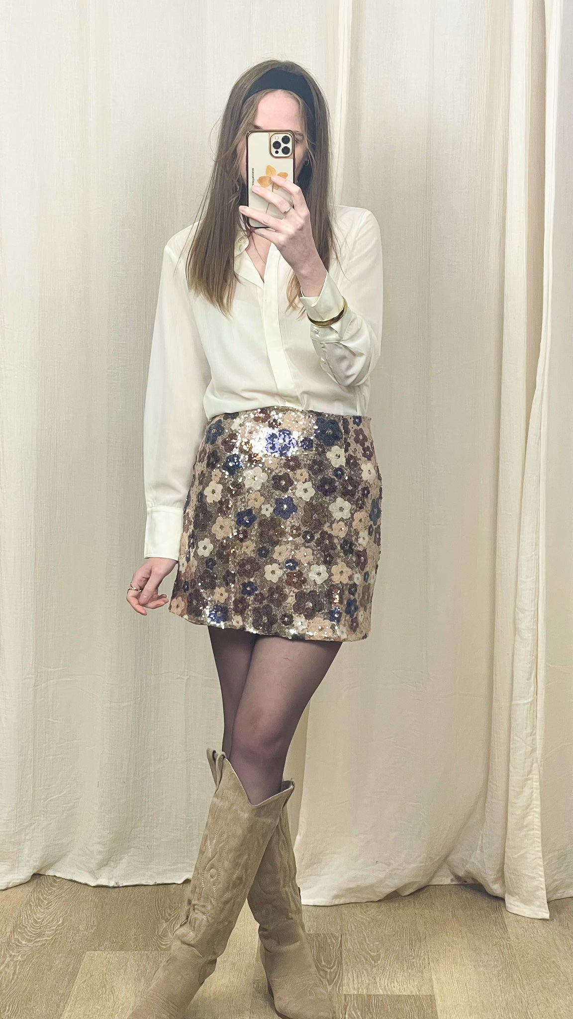 Jupe Rose – Jupe courte à sequins fleuris