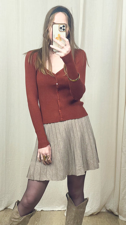 Pull Flavia – Cardigan côtelé ajusté