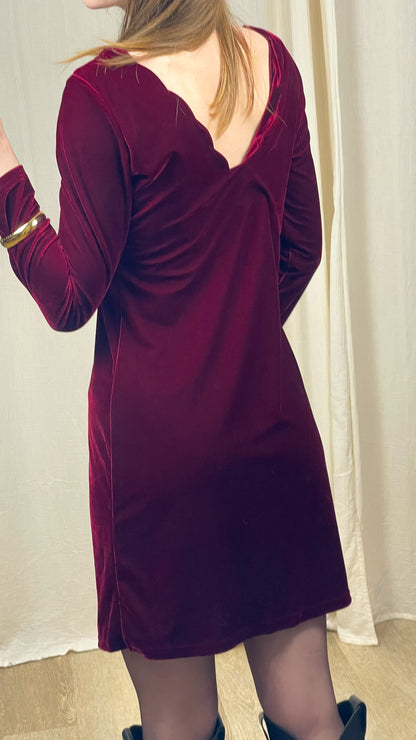 Robe Louise – Robe en velours à dos découpé